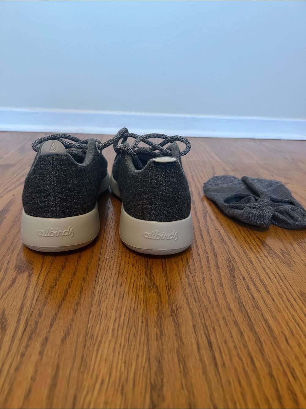 allbirds Womens Dark Charcoal Wool Sneakers - Picture 5 of 5